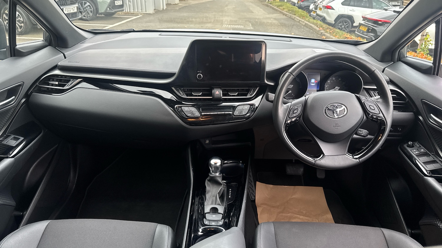 Used Toyota C-HR 2023 for sale - 76366847: Photo 5
