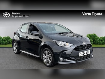 Used Toyota Yaris 2024 for sale - 77774352: Photo