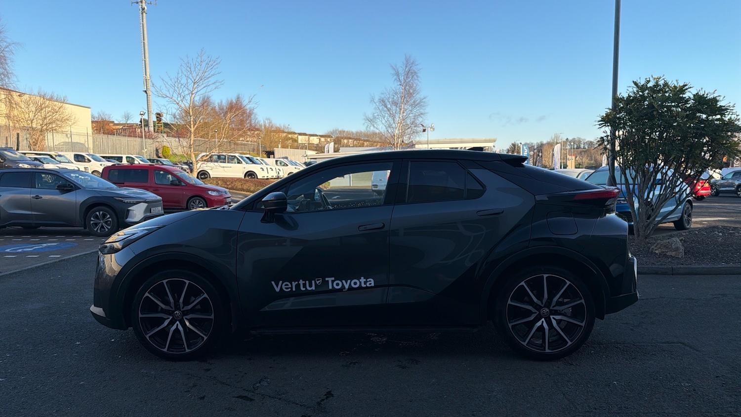 Used Toyota C-HR 2025 for sale - 76963187: Photo 17