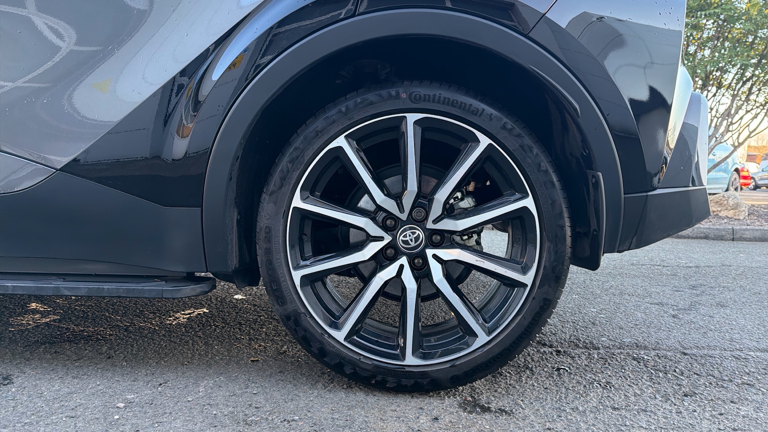 Used Toyota C-HR 2025 for sale - 76963187: Photo 18