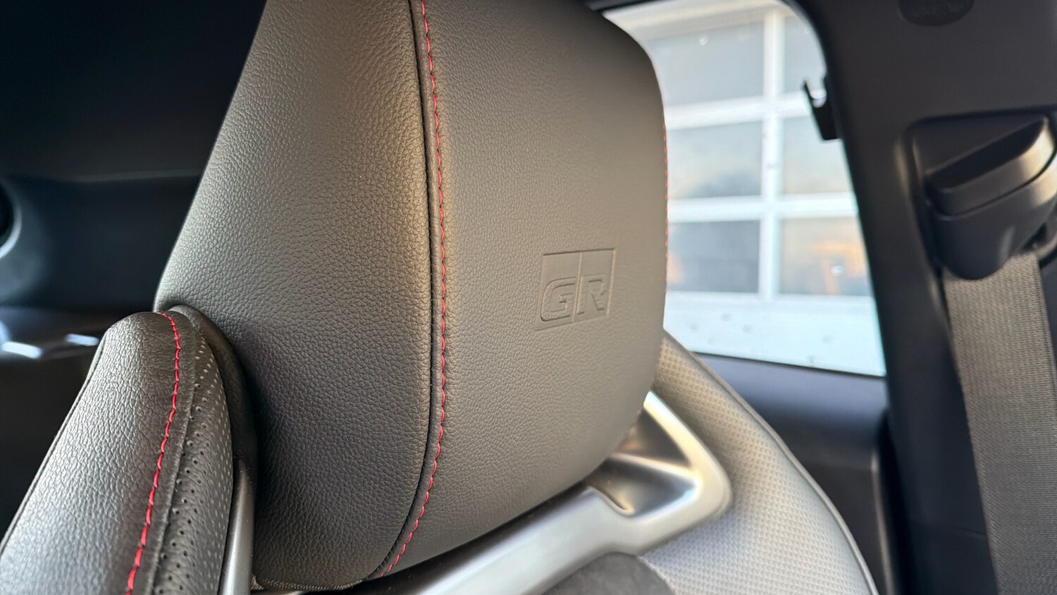 Used Toyota C-HR 2025 for sale - 76963187: Photo 40