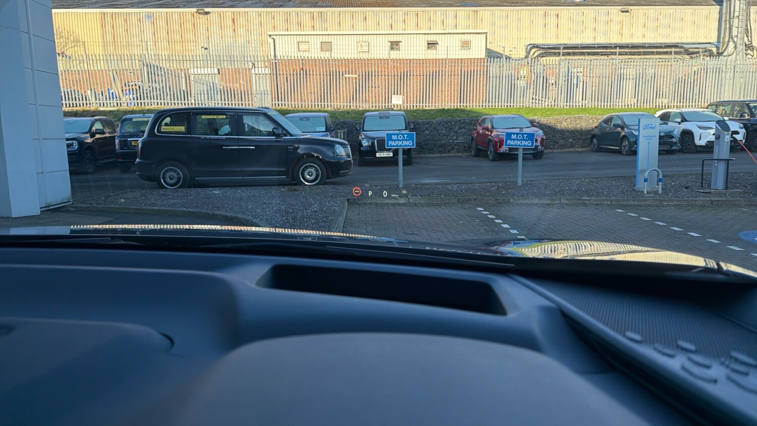 Used Toyota C-HR 2025 for sale - 76963187: Photo 43