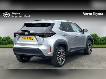 Used Toyota Yaris Cross 2024 for sale - 77915898: Photo