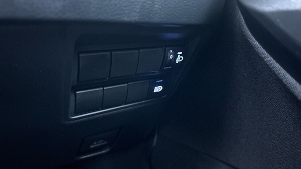 Used Toyota Yaris Cross 2023 for sale - 76287813: Photo 30