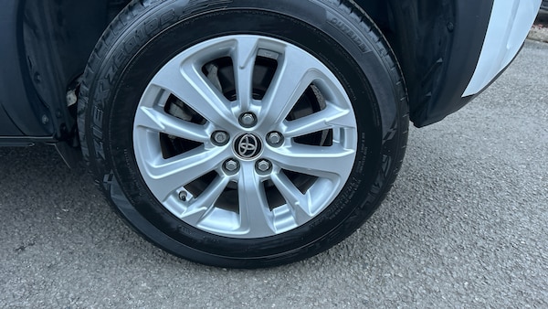 Used Toyota Yaris Cross 2023 for sale - 76287813: Photo 33