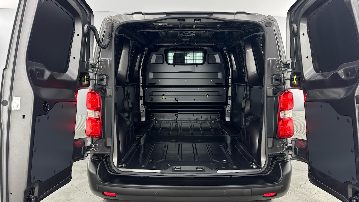 Used Toyota ProAce 2025 for sale - 78040189: Photo 14