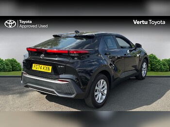 Used Toyota C-HR 2024 for sale - 79054217: Photo