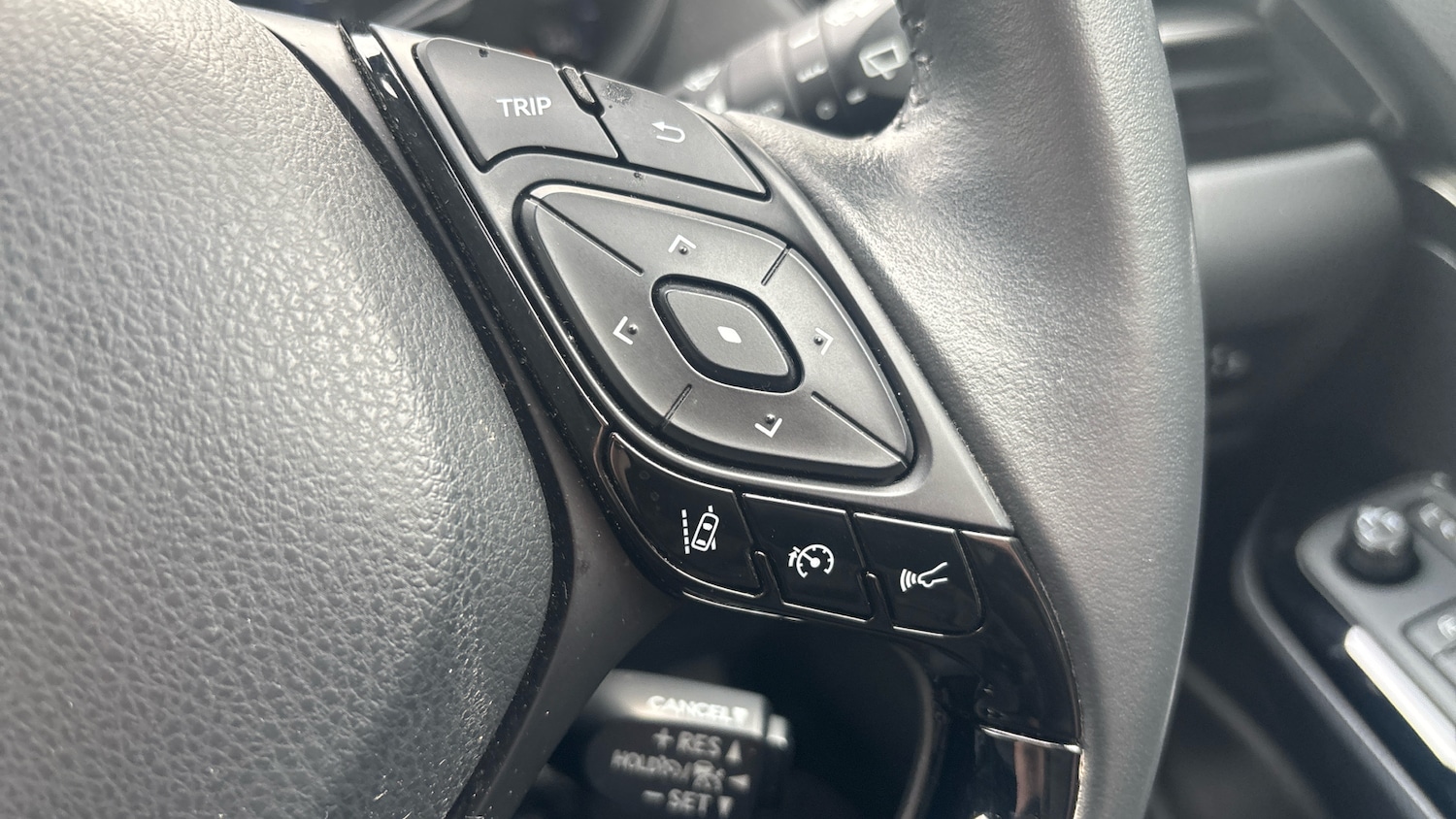 Used Toyota C-HR 2022 for sale - 76065962: Photo 31
