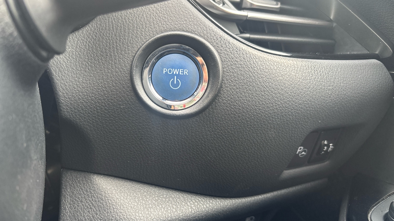 Used Toyota C-HR 2022 for sale - 76065962: Photo 36