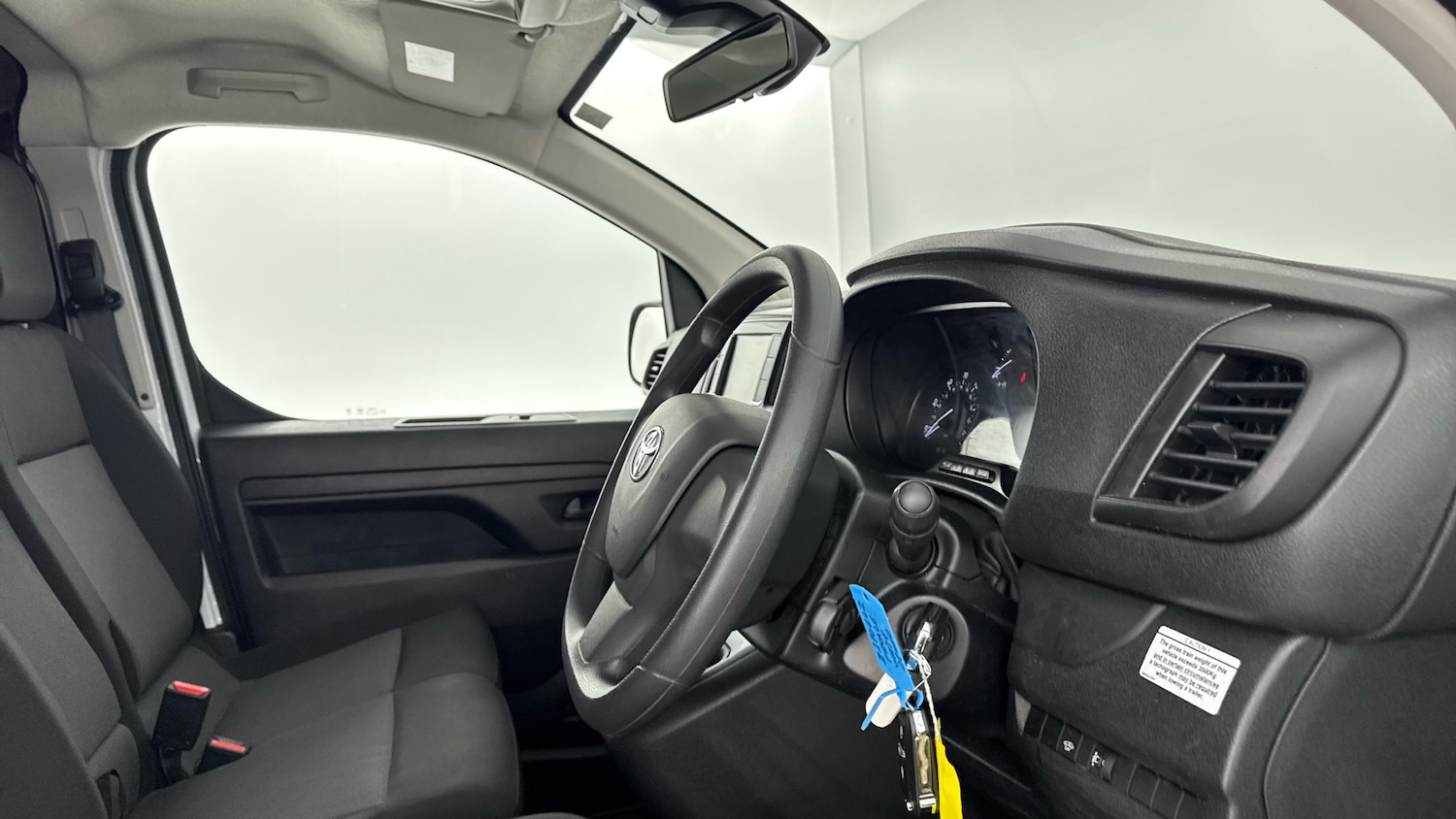 Used Toyota ProAce 2023 for sale - 77965596: Photo 11