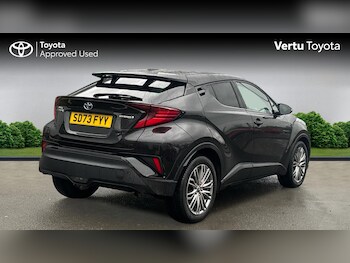 Used Toyota C-HR 2023 for sale - 76719264: Photo