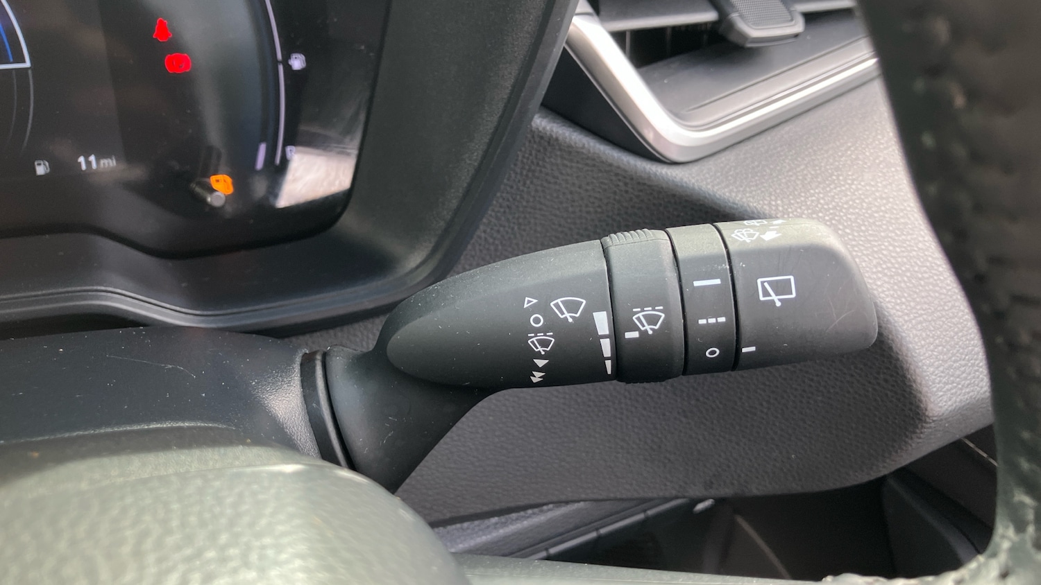 Used Toyota Corolla 2024 for sale - 75995112: Photo 31