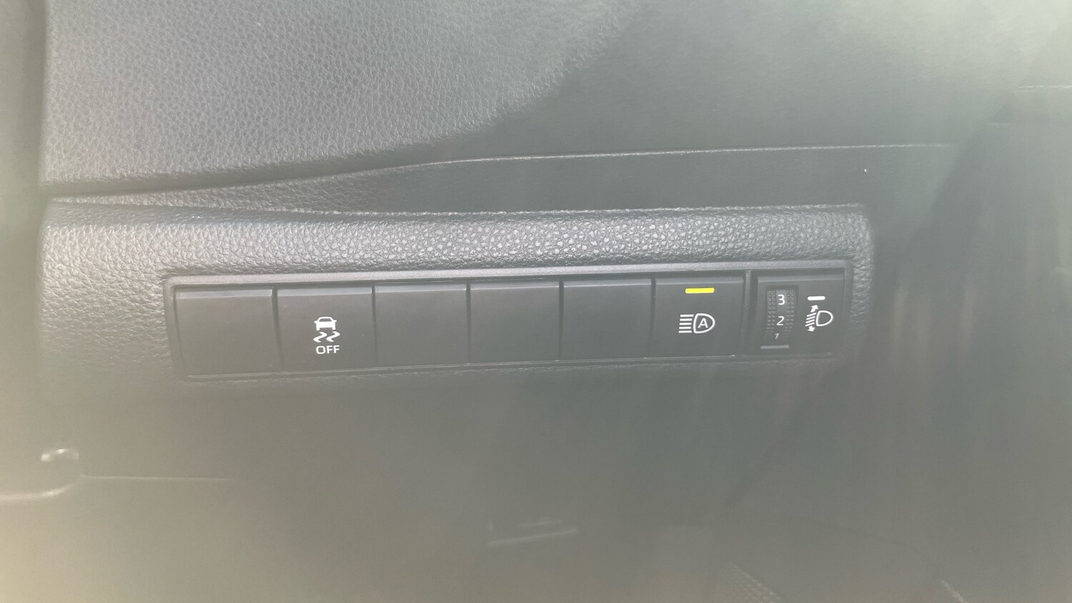 Used Toyota Corolla 2024 for sale - 75995112: Photo 32