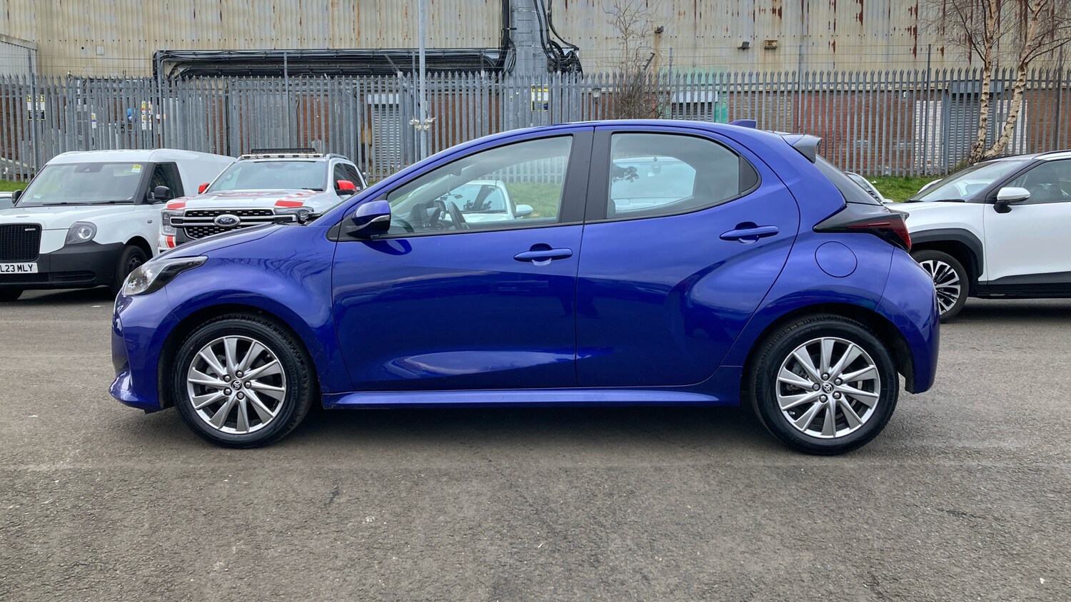 Used Toyota Yaris 2022 for sale - 77528535: Photo 17