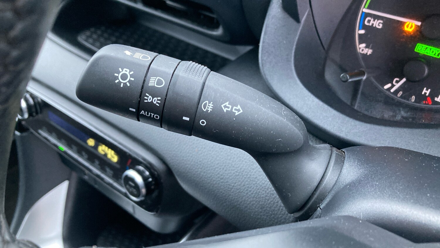 Used Toyota Yaris 2022 for sale - 77528535: Photo 32