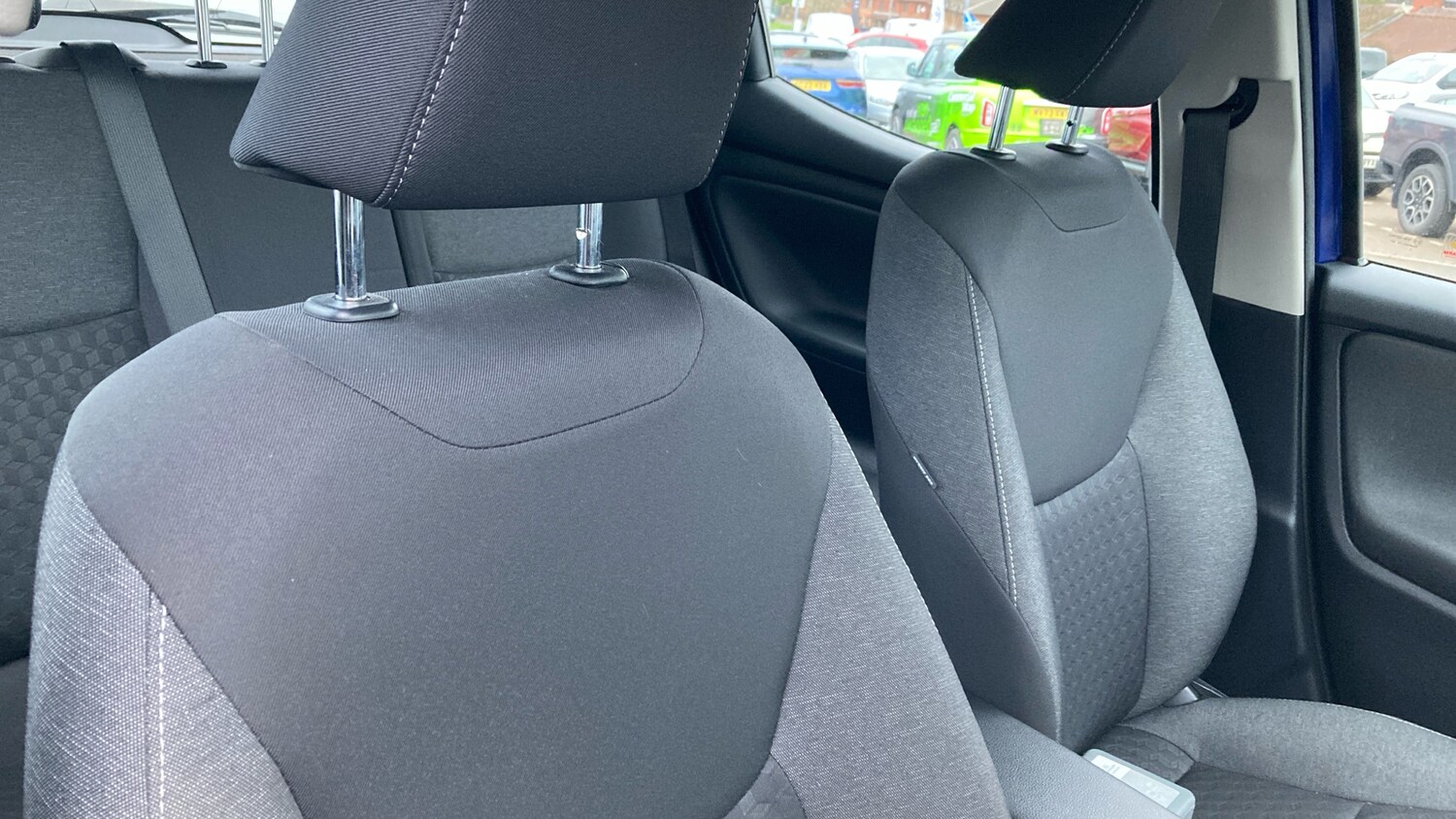 Used Toyota Yaris 2022 for sale - 77528535: Photo 45