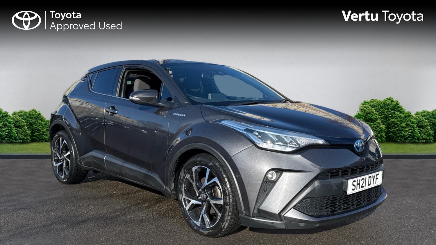 Used Toyota C-HR 2021 for sale - 78078055: Photo 1
