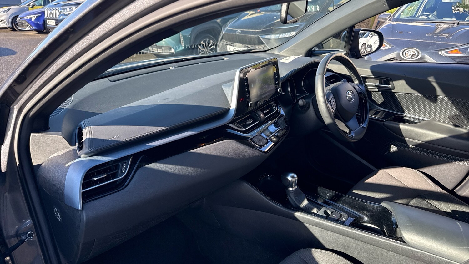 Used Toyota C-HR 2021 for sale - 78078055: Photo 10