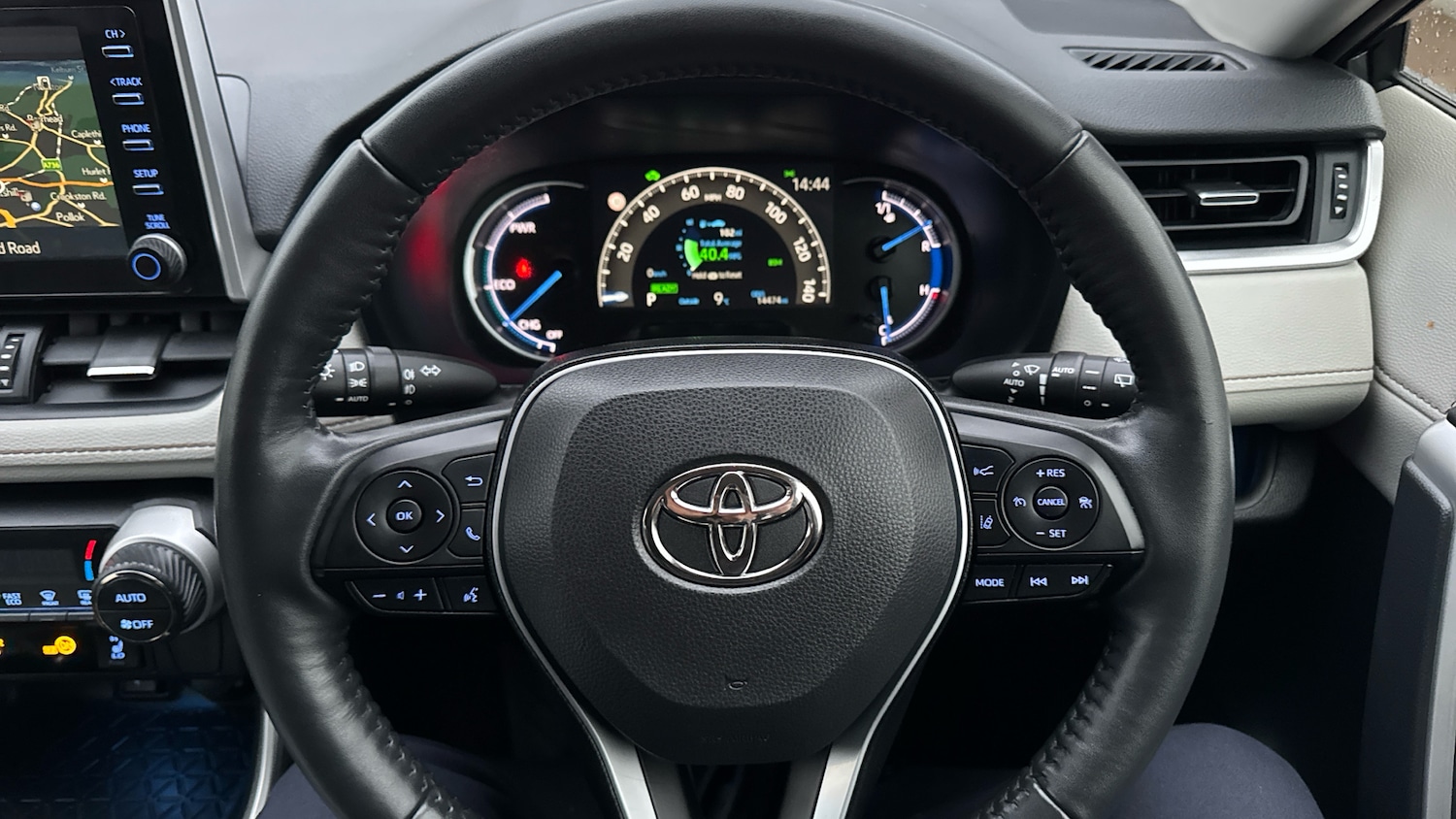 Used Toyota RAV4 2022 for sale - 77023303: Photo 8