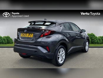Used Toyota C-HR 2023 for sale - 78744387: Photo