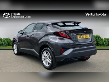 Used Toyota C-HR 2023 for sale - 78744387: Photo