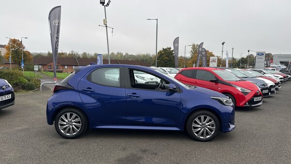Used Toyota Yaris 2022 for sale - 76127925: Photo 16