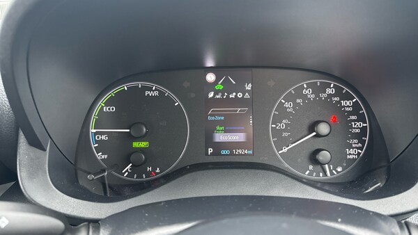 Used Toyota Yaris 2022 for sale - 76127925: Photo 22