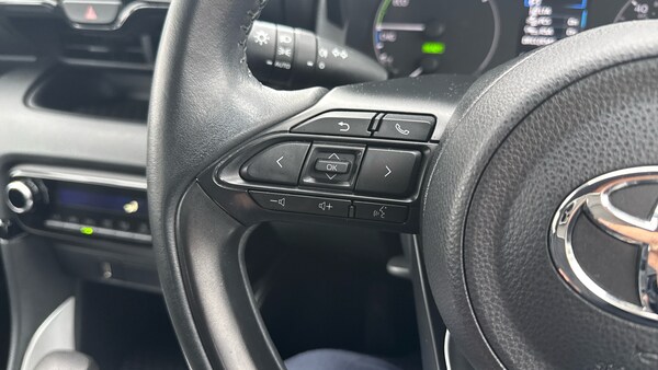 Used Toyota Yaris 2022 for sale - 76127925: Photo 27