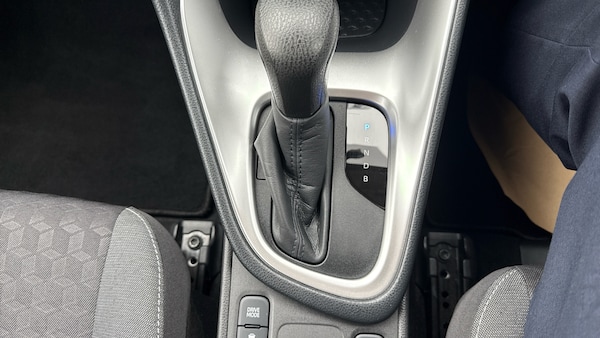 Used Toyota Yaris 2022 for sale - 76127925: Photo 33
