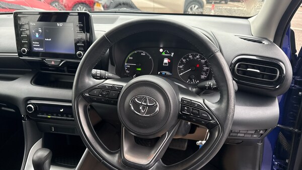 Used Toyota Yaris 2022 for sale - 76127925: Photo 6