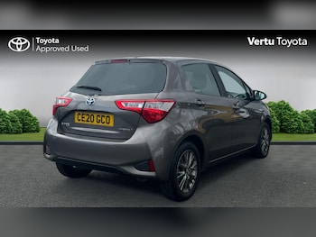 Used Toyota Yaris 2020 for sale - 75683205: Photo