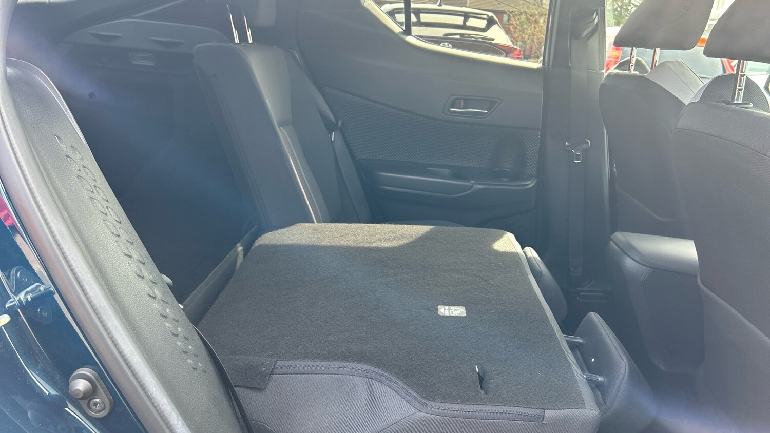 Used Toyota C-HR 2023 for sale - 78162379: Photo 18