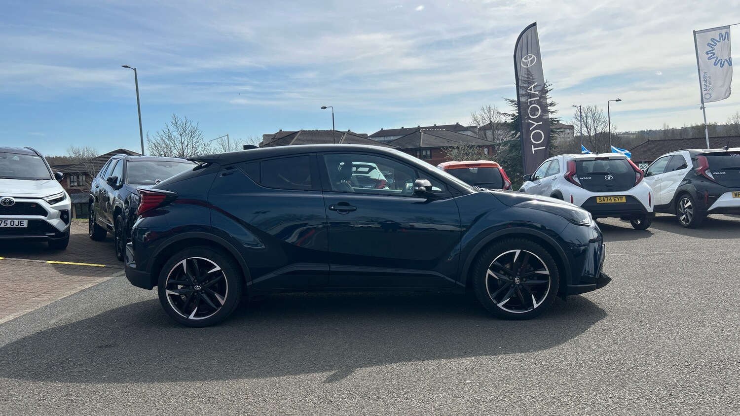 Used Toyota C-HR 2023 for sale - 78162379: Photo 23