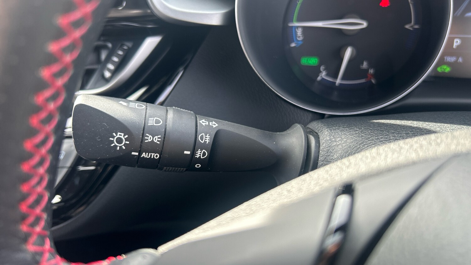 Used Toyota C-HR 2023 for sale - 78162379: Photo 32