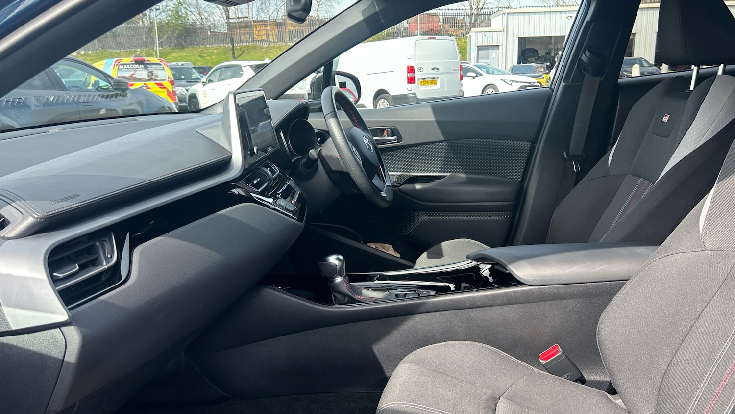 Used Toyota C-HR 2023 for sale - 78162379: Photo 5