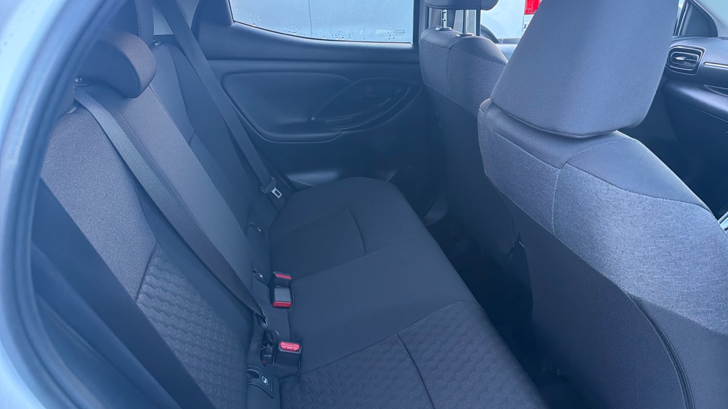 Used Toyota Yaris 2022 for sale - 77125024: Photo 12