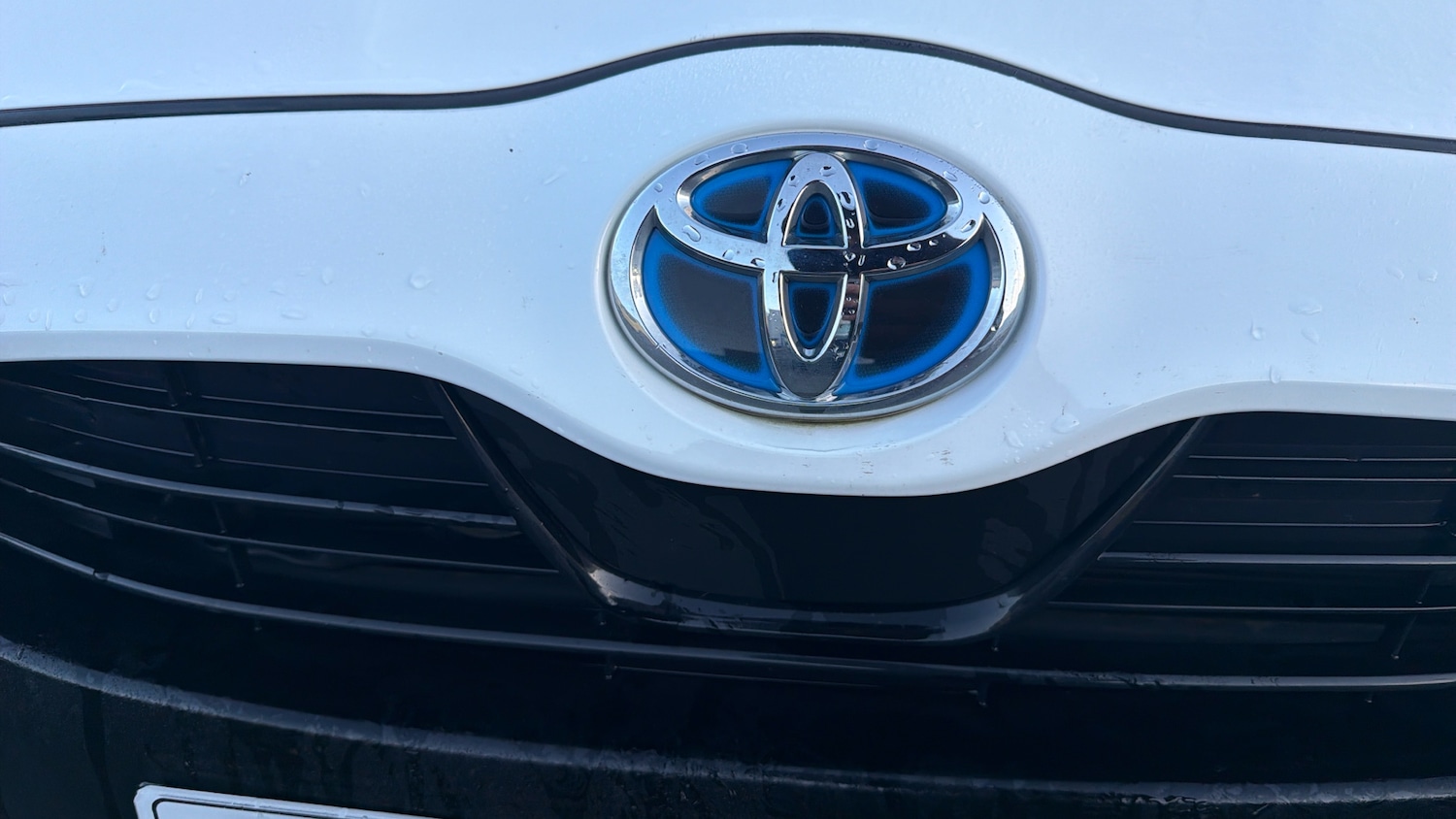 Used Toyota Yaris 2022 for sale - 77125024: Photo 33