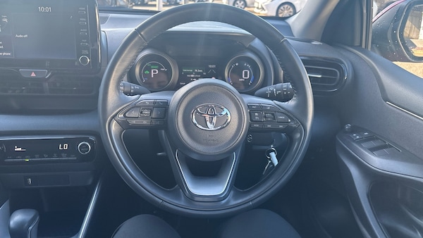 Used Toyota Yaris 2022 for sale - 76234632: Photo 6