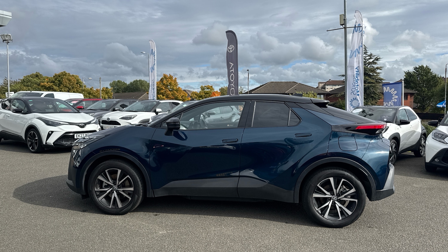 Used Toyota C-HR 2025 for sale - 75931746: Photo 17