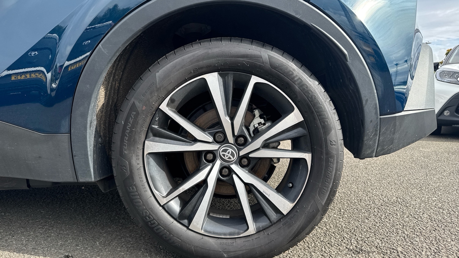 Used Toyota C-HR 2025 for sale - 75931746: Photo 18