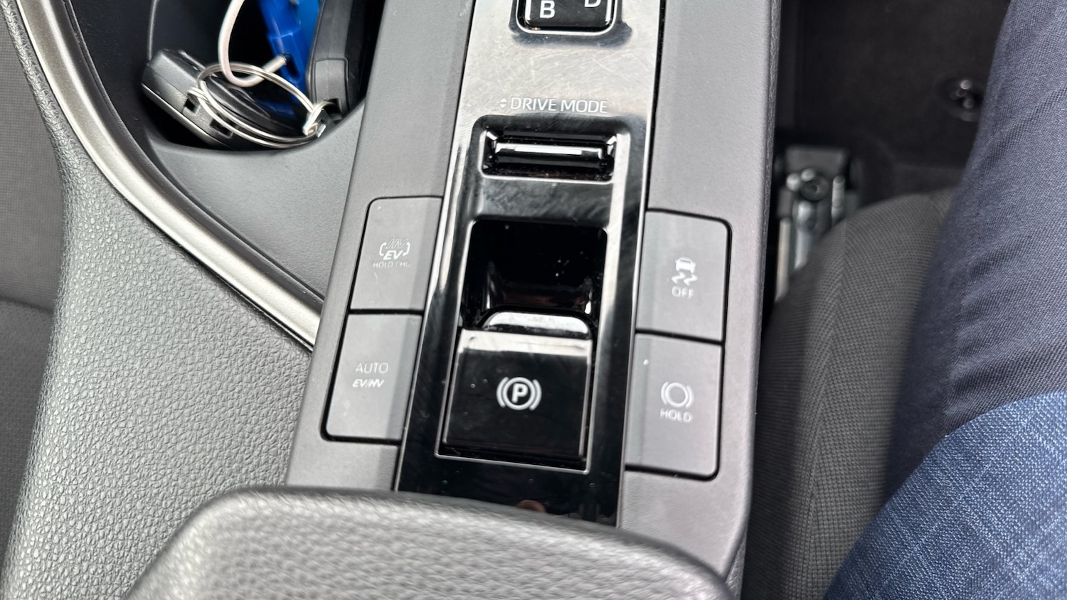 Used Toyota C-HR 2025 for sale - 75931746: Photo 28