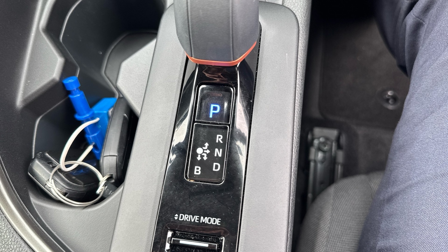 Used Toyota C-HR 2025 for sale - 75931746: Photo 29