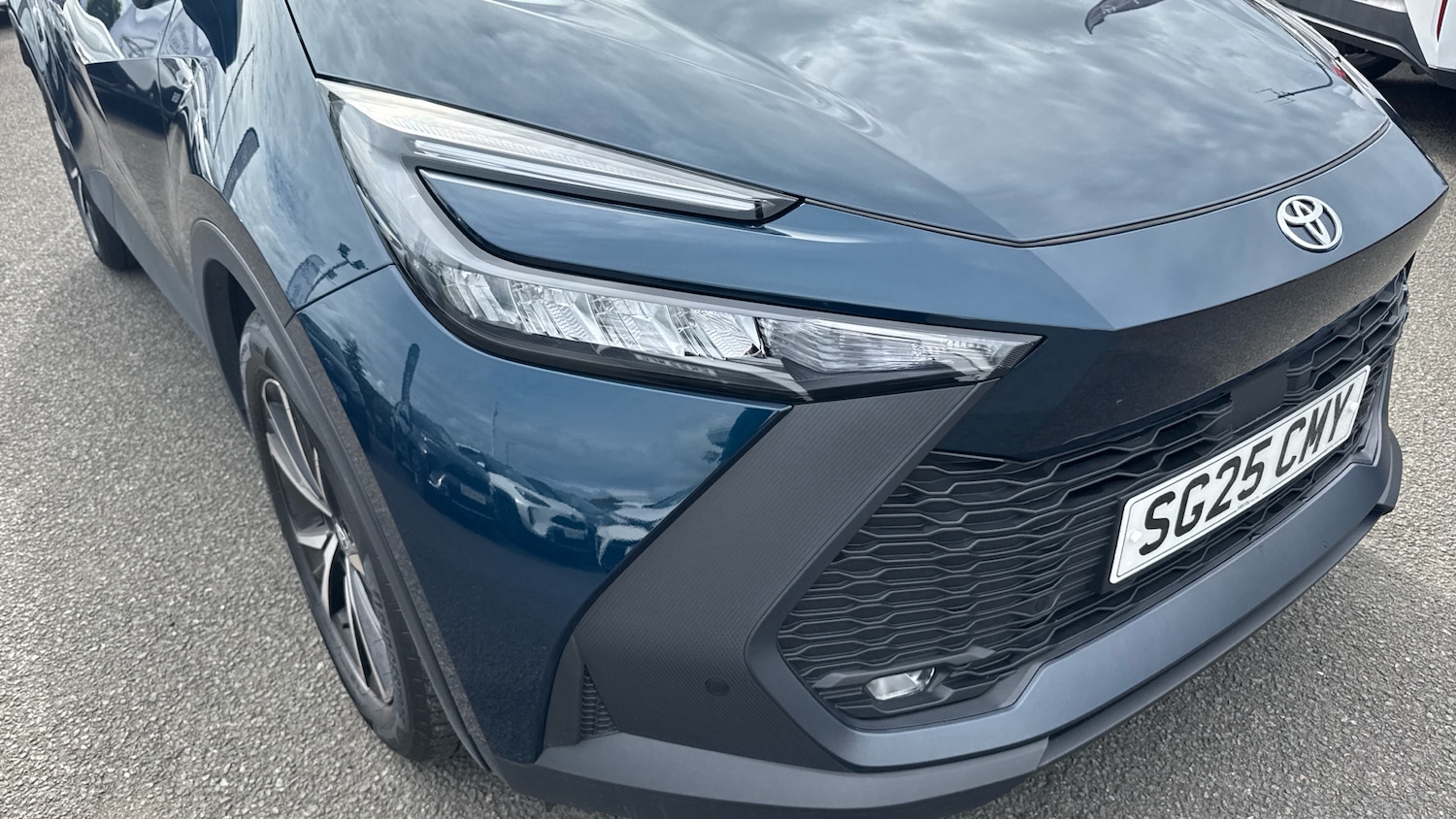 Used Toyota C-HR 2025 for sale - 75931746: Photo 42