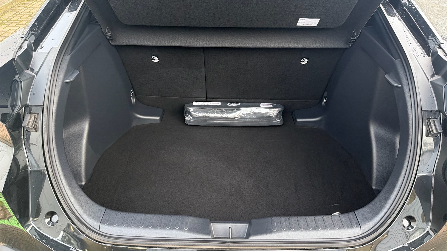 Used Toyota C-HR 2025 for sale - 76706262: Photo 14