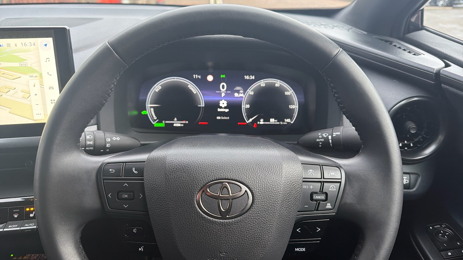 Used Toyota C-HR 2025 for sale - 76706262: Photo 8