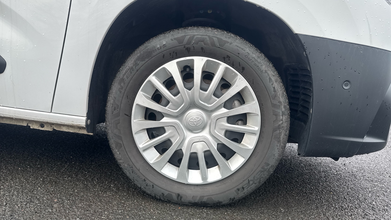 Used Toyota ProAce 2024 for sale - 76366905: Photo 18