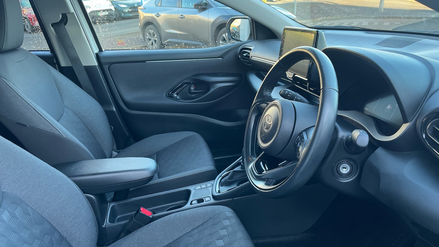 Used Toyota Yaris 2024 for sale - 77087276: Photo 11