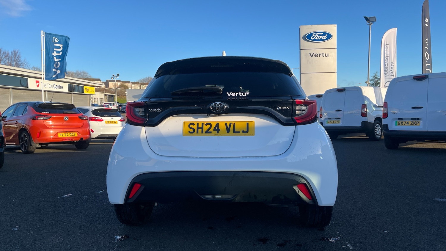 Used Toyota Yaris 2024 for sale - 77087276: Photo 19