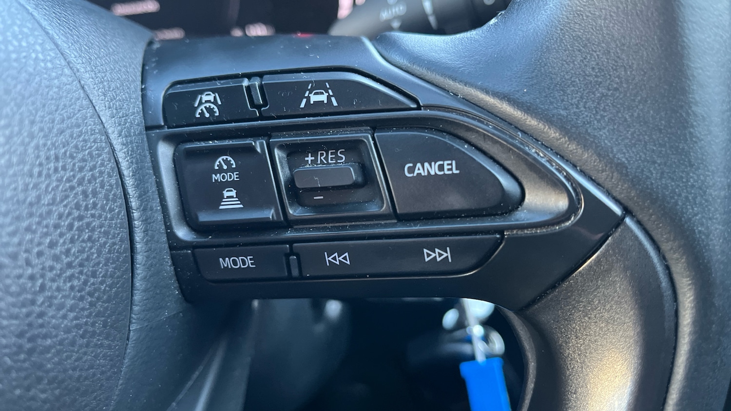 Used Toyota Yaris 2024 for sale - 77087276: Photo 32