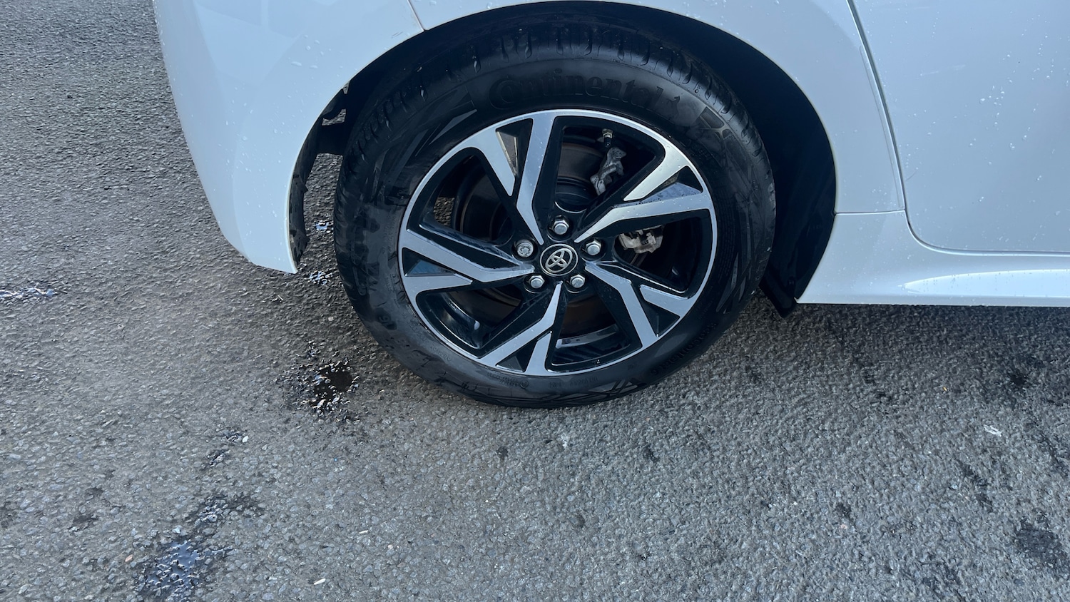 Used Toyota Yaris 2024 for sale - 77087276: Photo 47